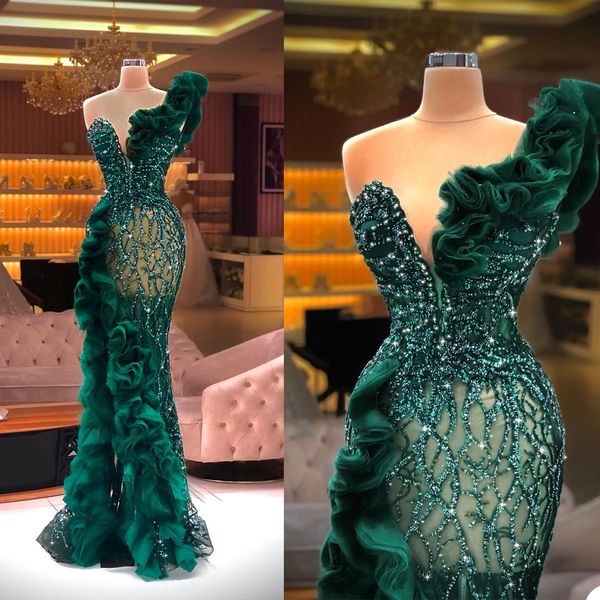 Vestidos de fiesta de sirena con cuentas de lujo, faldas con gradas de un hombro, verdes brillantes, vestidos de noche con abertura lateral, traje de fiesta de cristal con abertura lateral