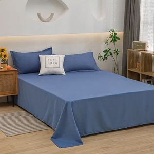 Feuilles de lit de luxe Feuilles plate à coton confortables Chiffet de lit de couleur solide Reine King Size linge de lit de haute qualité 240418