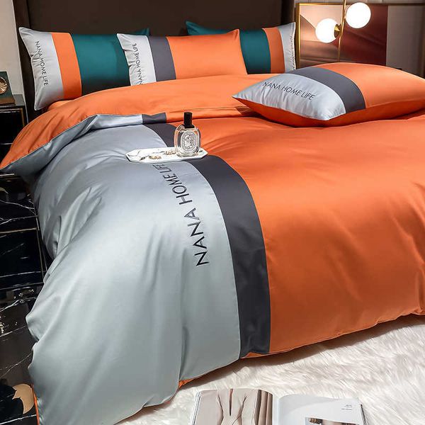 Juego de ropa de cama de lujo Estilo de gama alta Juego de cuatro piezas de lujo de color sólido Algodón Marca de moda de lujo Juego de tres piezas Funda nórdica