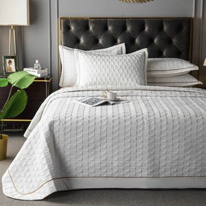 Luxe sprei op het bed Euro -stijl omvat multi -use dekendekte gewatteerde geruite linnenlinnen Coverlet Bills Spreads Sheet Quilt 231222