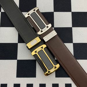 Ceinture de luxe Nouveau Style Mens et Womens Designer Silver Buckle Design Importé Double Face Head Layer Ceinture en peau de vache