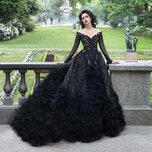 Luxe Black Lace Kralen Trouwjurken Sheer Off The Shoulder Overrok Feather Bruidsjurken Lange Mouwen A Line Gothic robe de 2184