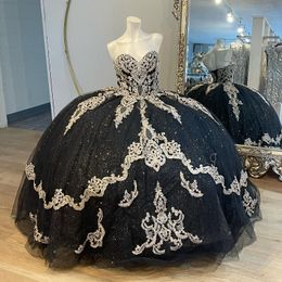 Luxe Noir Brillant Chérie Appliques De L'épaule Quinceanera Robe 2024 Robe De Bal Longueur De Plancher 15 Anos Prom Pageant Robe