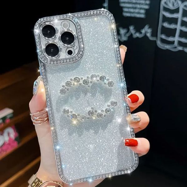 Étui de téléphone de luxe Bling Glitter pour iPhone 15 Pro Max Cases Apple iPhone 14 13 12 11 ProMax Case Designer de mode Diamant Strass Cadre Translucide Femmes Couverture arrière