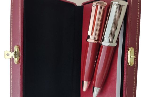 Luxury Blue Stone Ballpoint Pen Fashion Brand Office Bureau Écriture Écriture Fournisseurs Gift stylos et Red Box Opthion1297187