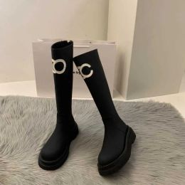 Botas de lujo para mujer, botines de invierno con tacón de suela gruesa, zapatos de goma con logo de cuero de marca, Botas de lluvia de ocio de diseñador