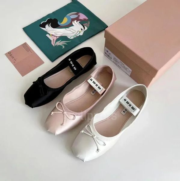 Luxury Bow Silk Round-Toe's Ballet Flat Chaussures STRAP BOAT CHAPEUR DES CHAPEURS MARY JANE JANE CONFORTS Retro Elastic Band Shallow Mouth Single Shoe 36-40