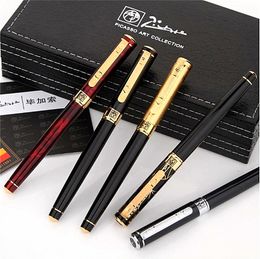 Emballage de boîte de luxe - Stylo plume Picasso 902 de haute qualité Placage doré noir Gravure Fournitures de bureau d'affaires Stylos à encre d'écriture de haute qualité