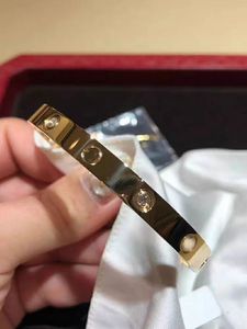 Luxe armbandontwerper Woman Bangle armband mode unisex bedelarmbanden roestvrij staal vergulde 18k gouden sieraden feest heren dames cadeau 947098623