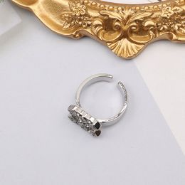 Bague de fiançailles en acier inoxydable plaqué or 18 carats, marque de luxe, taille réglable, neutre, bijoux de haute qualité pour femmes