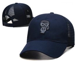 Marca de lujo Ball Karl Gorras de diseñador Detalles completos Silin Hebilla de metal Letra Gorra de béisbol con techo rígido Lisa Misma estrella Sombrero Moda para hombres y mujeres Calle Casquette a7