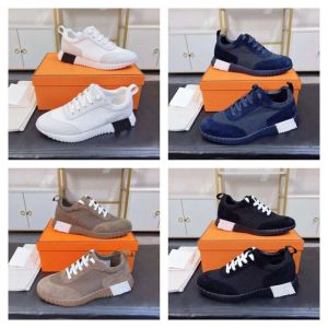 Baskets rebondissantes de marque de luxe hommes femmes chaussures décontractées respirant maille Sneaker Skateboard marche Sports de plein air à lacets formateurs