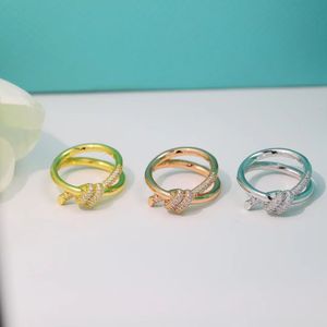 Marque de luxe bowknot designer T bande anneaux pour femmes argent rose or brillant bling diamant cristal bague bijoux pour femmes