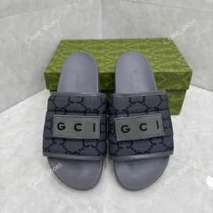 Brands de luxe Paigneurs d'été Nouveaux sandales plates décontractées vintage