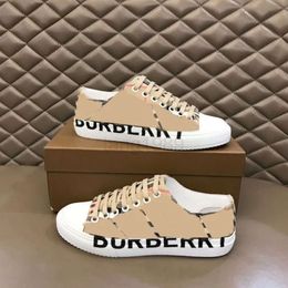 Marque de luxe Casual Canvas Shoes Designer Mens Mens Vintage Plaid Monogrammed Platform Sneakers B22 Lace-Up Flat Stripe Womens Sneakers