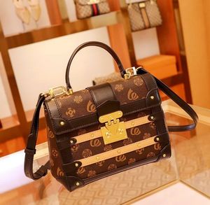 Designers Classique Sac À Main Sacs Messenger Sacs À Bandoulière Cartable fille Mode Tendance sac Shopping banquet loisirs 2022Hot