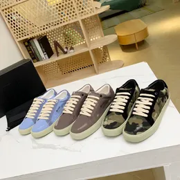 Luxuremerk Common-Shoes Pop Design Heren Casual schoenen Dames Witte sneaker Lage lederen sneakers Zwart Leathers Outdoor Trainers