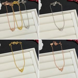 Luxury merk ontwerpbrief hanger kettingontwerper voor vrouwen 18k gouden choker ketting kettingen dames sieraden bruiloftsfeestje cadeau met doos