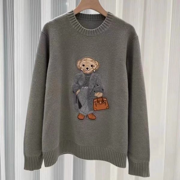 Marque de luxe Design femmes ours pull tricoté laqué 2023 hiver ensemble femmes couche de finition laquée vêtements pour femmes 240104