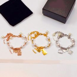Bracelets de créateurs de marque de luxe pour femmes bracelets de charme de charme pendant perlé étoiles en argent en argent bracelets bracelets bracelets bracelets bracelets de bracelet de bracelet