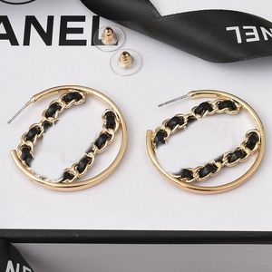 Marque de luxe Designer Dangle Boucles d'oreilles Big Hoop Boucles d'oreilles Anneau Rond Femelle Boucles D'oreilles Grand Cercle Boucle D'oreille Huggies Personnalité Bijoux De Mode Cadeaux