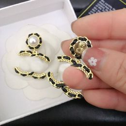 Boucles d'oreilles de marque de luxe avec lettres plaquées or 18 carats, bijoux en diamant pour femmes, cadeau de fête de mariage