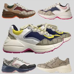 Diseñador de la marca de lujo Rhyton Casual Shoes B22 Nuevas zapatillas de deporte para hombre Zapatos Strawberry wave mouth tiger Net print vintage trainer zapatos de mujer
