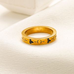 Luxe merkontwerperring Liefdesringen Bijenpatroon met doos Verpakking Sieraden Damescadeau Ring Roestvrij staal Charme Sieraden Roestvrij staal vervaagt nooit