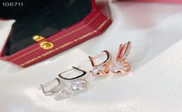 Luxury -merkontwerper S925 Sterling Silver Square Zirkon Charm Hollow Full Crystal Drop Earrings For Women Jewelry8948537