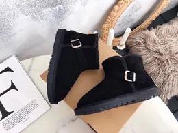 Diseñador de marca de lujo Uggitys Australia Botas de nieve Moda Botas con botones ugglie Zapatos cálidos de invierno Wggs Botas de piel inversa 5855 Botas de caballero con cilindro bajo