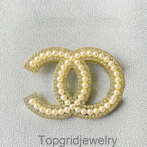 Marque de luxe Élégante Designer Double Letter broches Broches Brooch Brooch Suit Party Party Jewerlry Accessoires Cadeaux