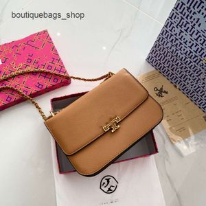 Bag de marque de luxe sacrément de sacrages pour femmes Nouvelles épaules en cuir sous lambris en cuir arrosage petit haut de gamme et fashionablet8cv