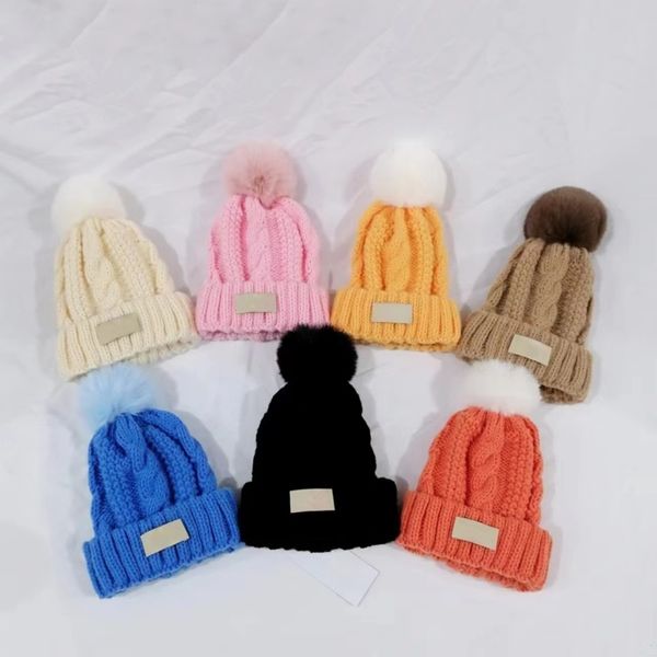Brand de luxe enfants Capes tricots chauds Hiver Hats de bébé doux