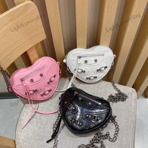 Luxe merk Le Cagole hart mini lederen handtas liefde tas dames locomotief tas klinknagel tas textuur veelzijdige tij kleine crossbody telefoon tas keten tas