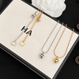 Luxe Merk Letter Hanger Ketting Rond Ontworpen Voor Vrouwen Lange Ketting 18k Vergulde Ketting Designer Sieraden Prachtige Accessoires Paar Liefde Geschenken Geen Doos