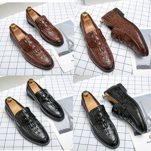 Marque de luxe hommes imprimé crocodile chaussures en cuir nouveaux hommes chaussures mode tendance couleur unie PUs mocassins chaussures bureau professionnel confortable anti-dérapant Oxford chaussures