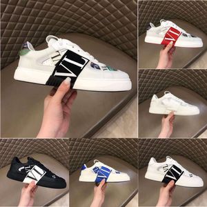 Designer Luxury Brand Heren en dames sport casual schoenen lederen patchwork low-top round head fashion fashion sport sneakers poin-up runway platform wedge schoenen