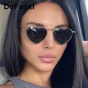 Gafas de sol de marca de lujo con corazones de Metal para mujer, moda 2022, gafas de sol polarizadas con forma de corazón para amor, gafas de fiesta, gafas antideslumbrantes para conducir L230523