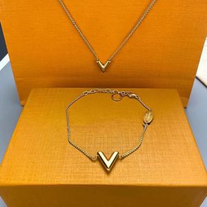 Luxe merk ketting hanger designer mode-sieraden man cjeweler brief vergulde gouden zilveren ketting voor mannen vrouw trendy tiktok hebben kettingen sieraden