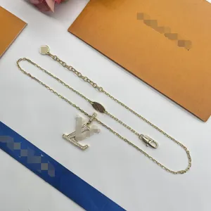 Luxe merk ketting hanger designer mode-sieraden cjeweler brief vergulde gouden zilveren ketting voor mannen vrouw trendy tiktok hebben kettingen sieraden VN-31