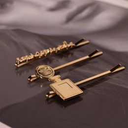 Luxury Brand Perfume Bottle Designer Clips Barrettes para mujeres Girls 18k Gold 3pcs Conjuntos de claves de cabello