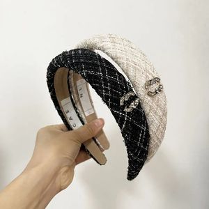 Luxe merkhars acryl vintage hoofdbanden 2023 mode japen stijl letters bruine ontwerper hoofdband accessoires