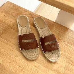 Marca de luxo sapato sandálias de verão designer chinelos slides floral brocado couro genuíno flip flops sapatos femininos sandália sem esforço sapatos casuais marca w496 003