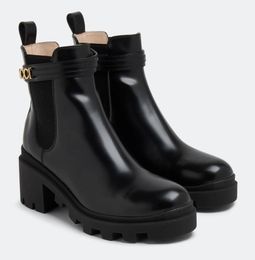 Marca de luxo inverno mulheres tornozelo bota preto bezerro couro plataforma sola senhora martin botas logotipo cinta festa casamento motocicleta botas elegante andando com caixa