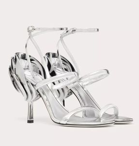 Luxe merk vrouwen Roserouche sandalen schoenen gebeeldhouwde hakken 3D-effect bloem enkelbandje feest bruiloft gladiator sandalias elegante wandelschoenen met hoge hak EU35-43
