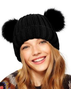 Marque de luxe femmes hiver Double Pom Beanie chapeaux détachable boule de fourrure mignon casquette chaud doux câble tricot chapeau avec oreilles 240125