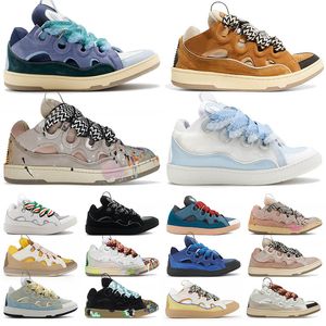 Marque de luxe Femmes Hommes Designer Chaussures Laceup Extraordinaire En Cuir En Relief Baskets En Cuir De Veau En Caoutchouc Nappa Plateforme Mode Luxurys Baskets