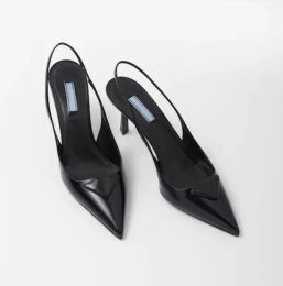 Marques de luxe sandale pour femmes talons hauts sandales brossées balles de balle de brevet pompes de slingback 70 mm