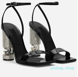 Luxe Brial bruiloft gepolijst kalfsleer sandalen schoenen met strass hoge hakken dame pumps zwart lakleer perfecte gladiator sandalias