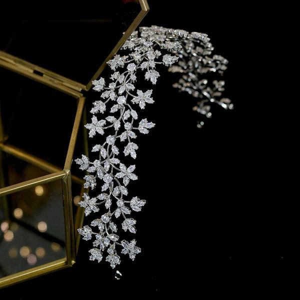 Pur fait à la main HairJewelry Diadèmes Couronne de mariée Bandeau de mode Couronne de mariée Chapeaux de mariage avec accessoires de cheveux en zircone Coiffe douce pour femmes